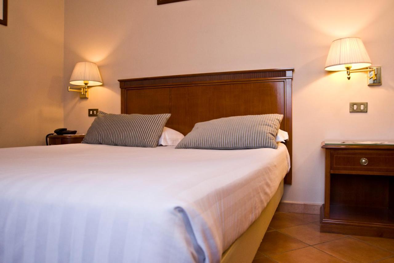 Hotel Nuvò Napoli Esterno foto