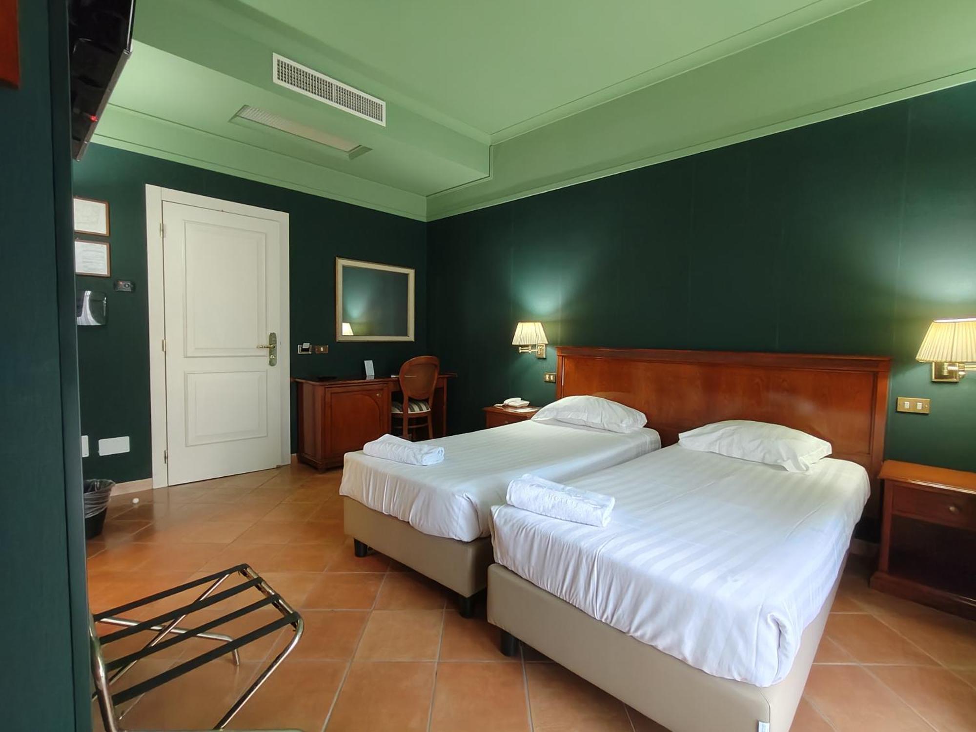 Hotel Nuvò Napoli Camera foto