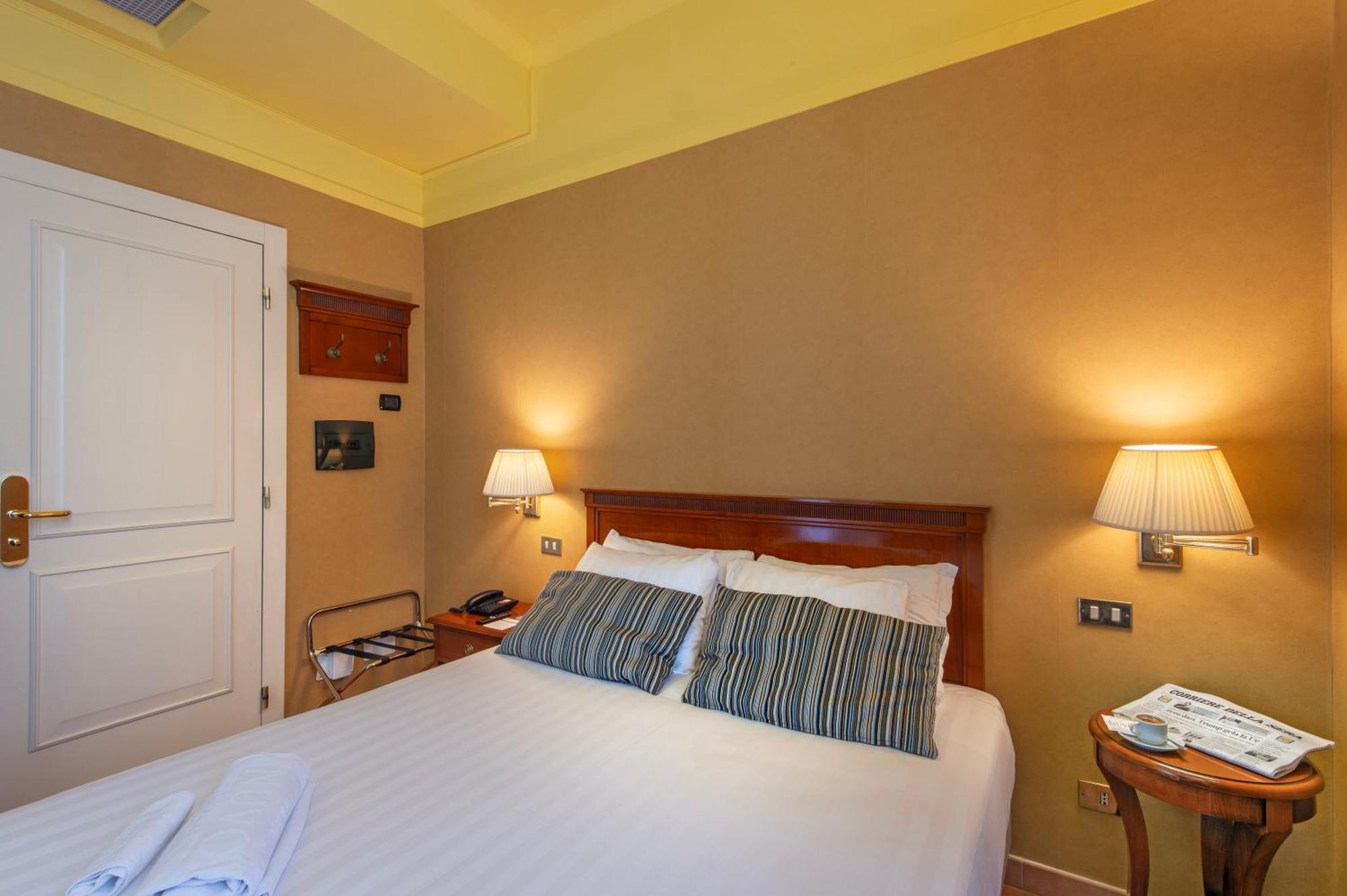Hotel Nuvò Napoli Esterno foto